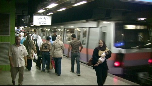 Cairo_Metro_Sadat_plathome