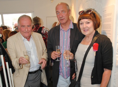 Sir Roger Gale with Steve Coombes, one of the festival organisers, and Penny Precious, Martin Honeysett's widow, who curated the exhibition. Photo © Kasia Kowalska
